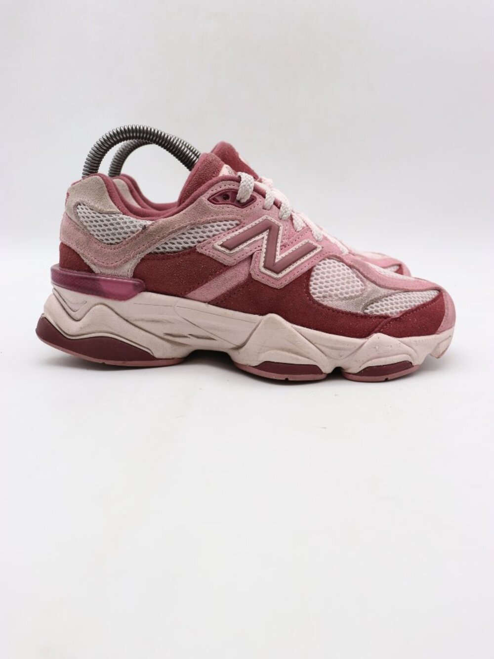 New Balance 9060 Pink White GS 4.5 Boys Women’s 6 Running Sneakers GC9060EP